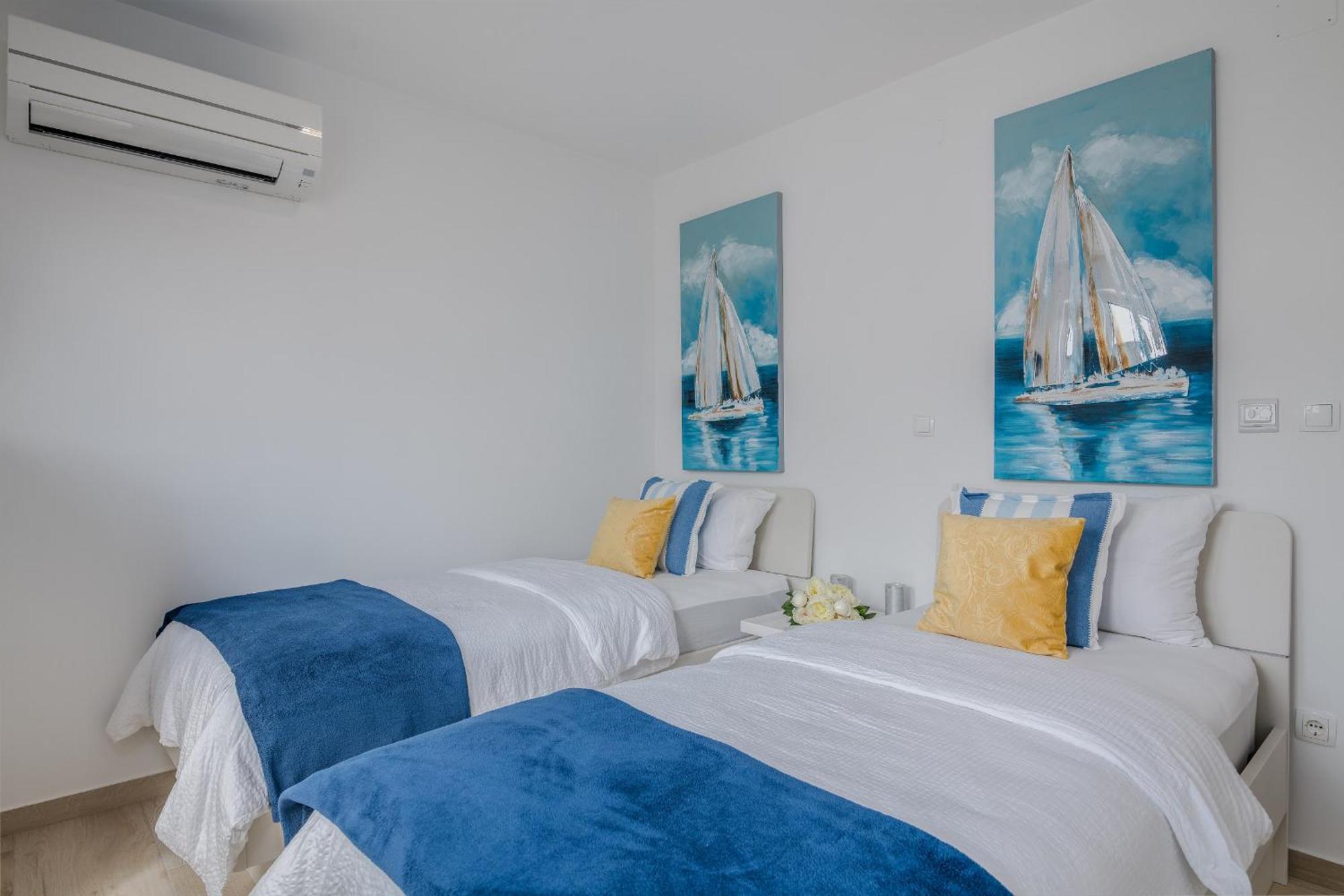 Apartments Elle Luxury Vantacici Malinska Room photo