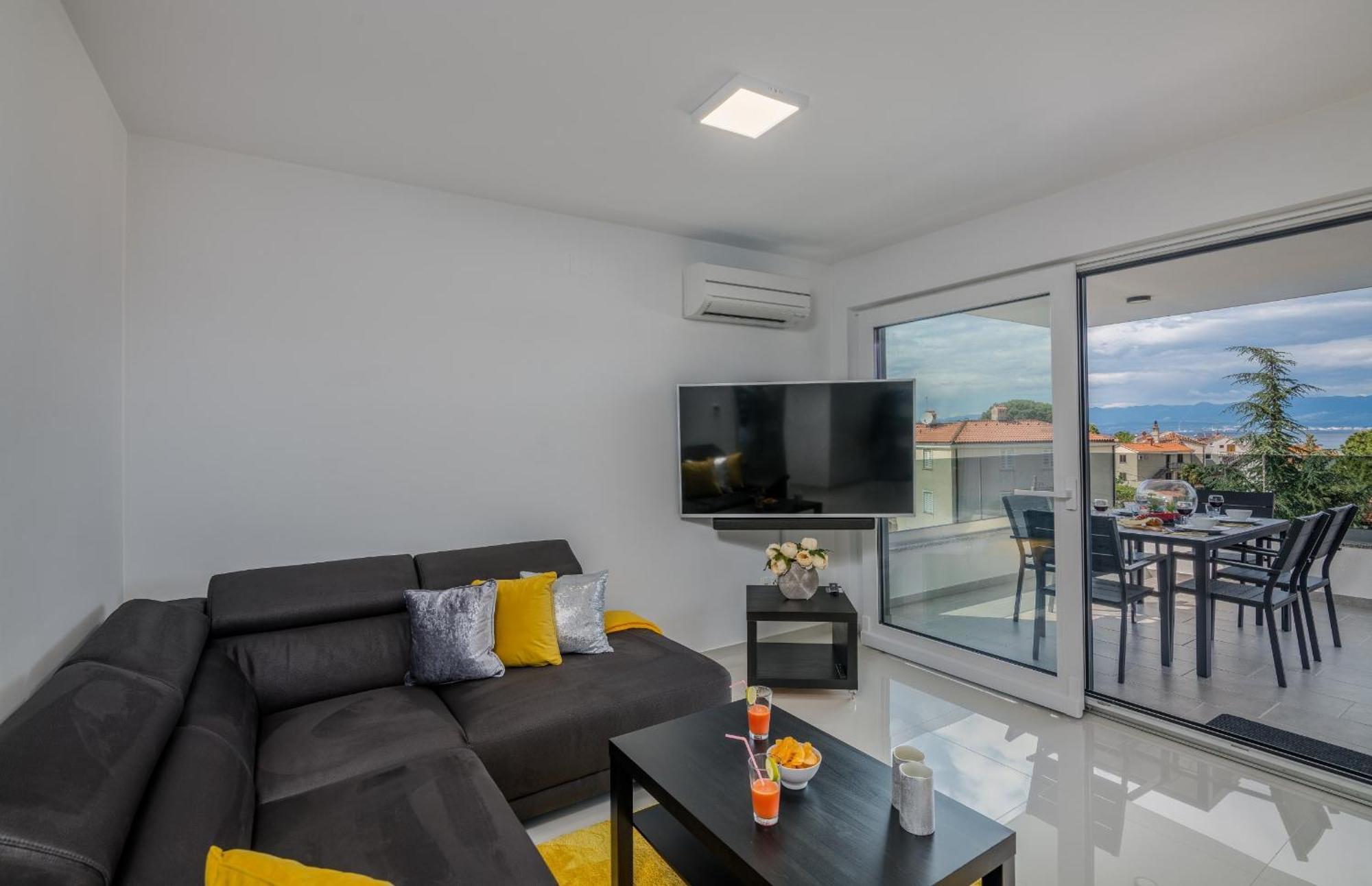 Apartments Elle Luxury Vantacici Malinska Room photo