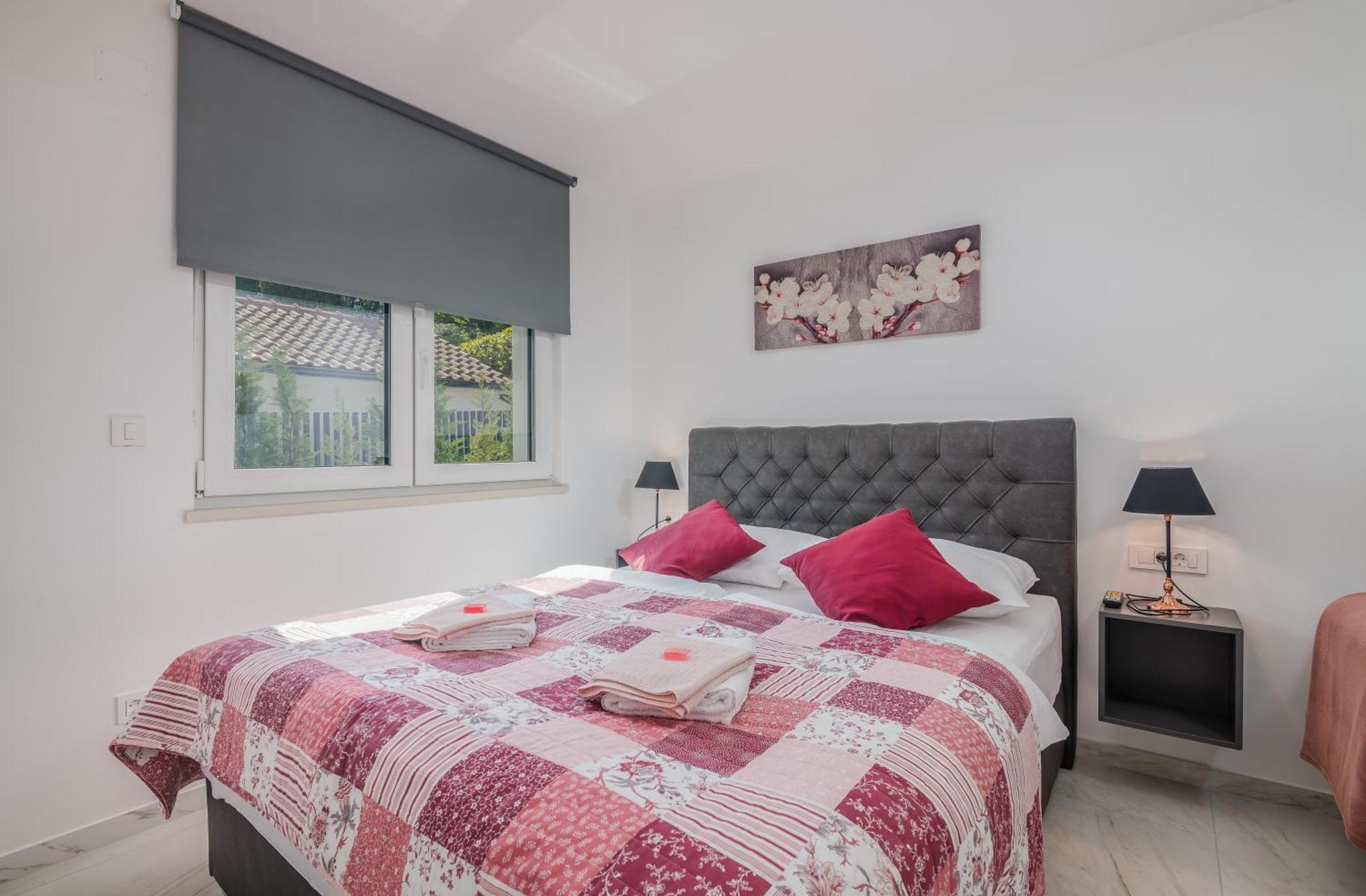 Apartments Elle Luxury Vantacici Malinska Exterior photo